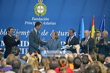 Comunidad vecinal de San Tirso de Abres, Premio al Pueblo Ejemplar de Asturias 2011. San Tirso de Abres, Premio al Pueblo Ejemplar de Asturias 2011