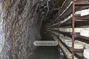 Quesería de Cabrales. Cueva Quesería La Pandiella