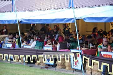 Cena medieval de los Exconxuraos de Llanera