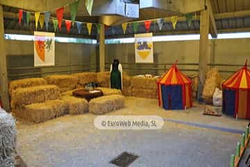 Cena medieval de los Exconxuraos de Llanera