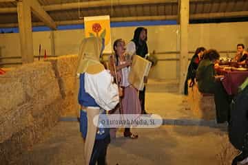 Cena medieval de los Exconxuraos de Llanera