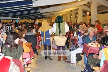 Cena medieval de los Exconxuraos de Llanera