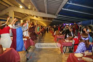 Cena medieval de los Exconxuraos de Llanera