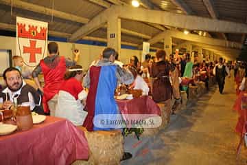Cena medieval de los Exconxuraos de Llanera