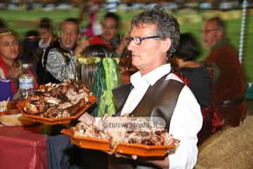 Cena medieval de los Exconxuraos de Llanera