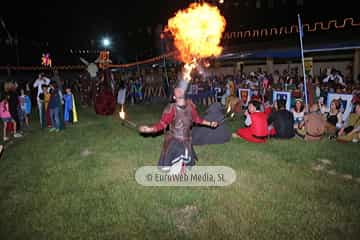 Cena medieval de los Exconxuraos de Llanera