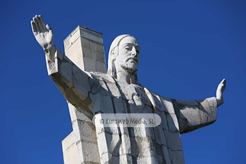 Monumento al Sagrado Corazón de Jesús