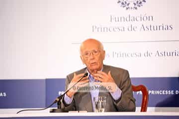 Emilio Lledó Íñigo, Premio Princesa de Asturias de Comunicación y Humanidades 2015