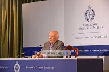 Emilio Lledó Íñigo, Premio Princesa de Asturias de Comunicación y Humanidades 2015