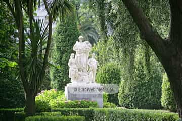 Escultura «Alegoría»