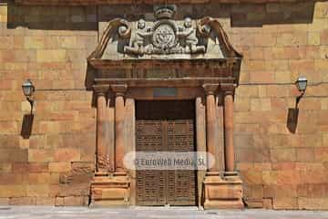 Puerta de la limosna