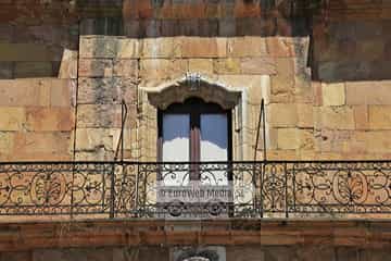 Puerta de la limosna