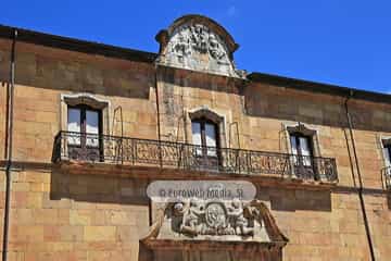 Puerta de la limosna