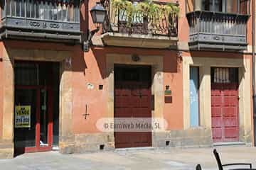 Edificio calle Cimadevilla, 19