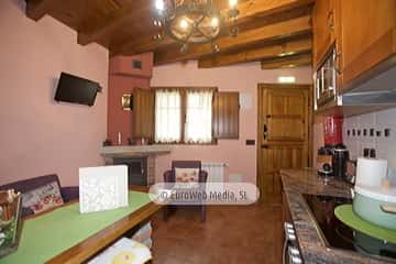 Salón cocina. Casa de aldea El Asturiano