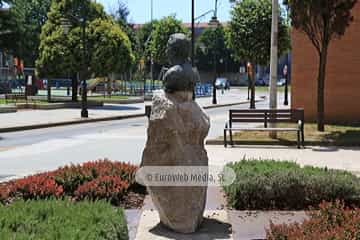 Escultura «Busto de José María Díaz Bardales»