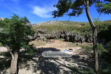 Monumento Natural Playa de Cobijeru
