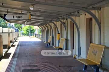 Estación de ferrocarril de Llanes