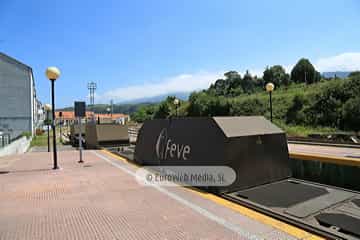 Estación de ferrocarril de Llanes