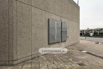 Escultura «Sin título» en el Aeropuerto de Asturias