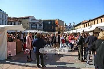 Mercado Artesano y Ecológico en Oviedo