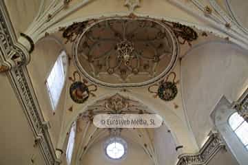 Panteón de los Reyes de León