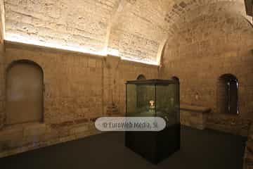 Panteón de los Reyes de León