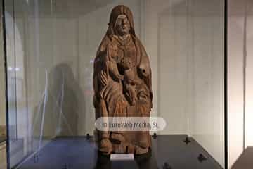 Panteón de los Reyes de León