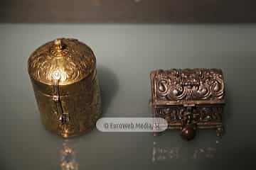 Panteón de los Reyes de León