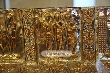 Panteón de los Reyes de León