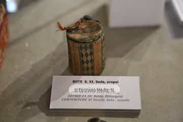 Panteón de los Reyes de León