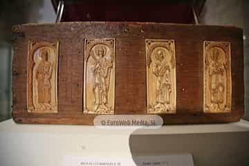 Panteón de los Reyes de León