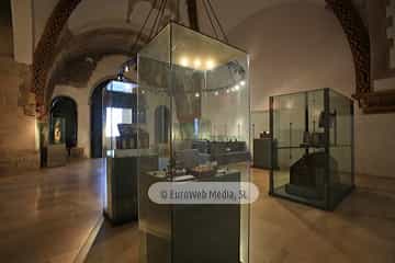 Panteón de los Reyes de León