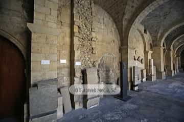 Panteón de los Reyes de León