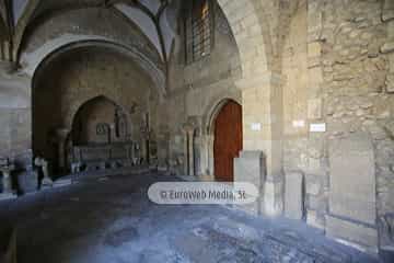 Panteón de los Reyes de León