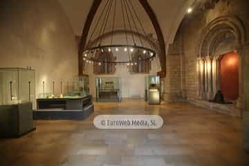 Panteón de los Reyes de León