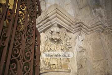 Panteón de los Reyes de León
