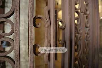Panteón de los Reyes de León