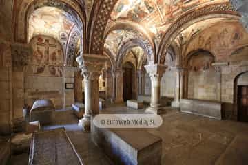 Panteón de los Reyes de León