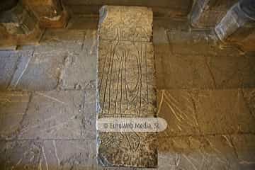 Panteón de los Reyes de León