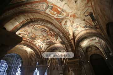 Panteón de los Reyes de León