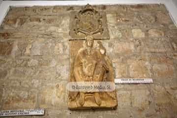 Panteón de los Reyes de León