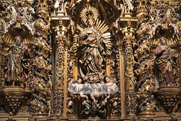 Retablo de la Inmaculada e Hidria. Retablo de la Inmaculada e Hidria en la Catedral de Oviedo