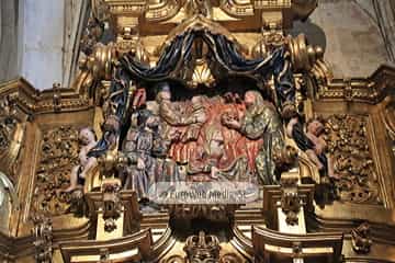 Capilla de la Natividad de la Virgen o de San Roque. Capilla de la Natividad de la Virgen o de San Roque en la Catedral de Oviedo
