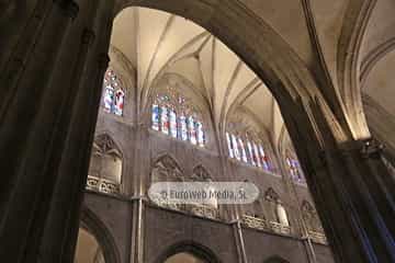 Vidrieras de la Catedral de Oviedo. Vidrieras en la Catedral de Oviedo