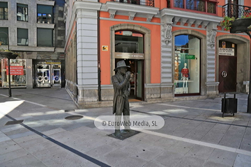Escultura «Tino Casal»
