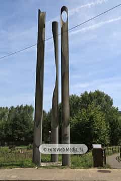 Escultura «Las ondas del río»