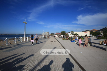 Paseo marítimo de Salinas